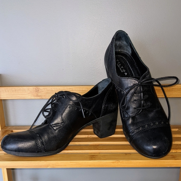 Vera Pelle Shoes - Vera Pelle Tiltoa lace up ankle boots